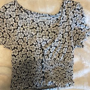 UO black and white floral top